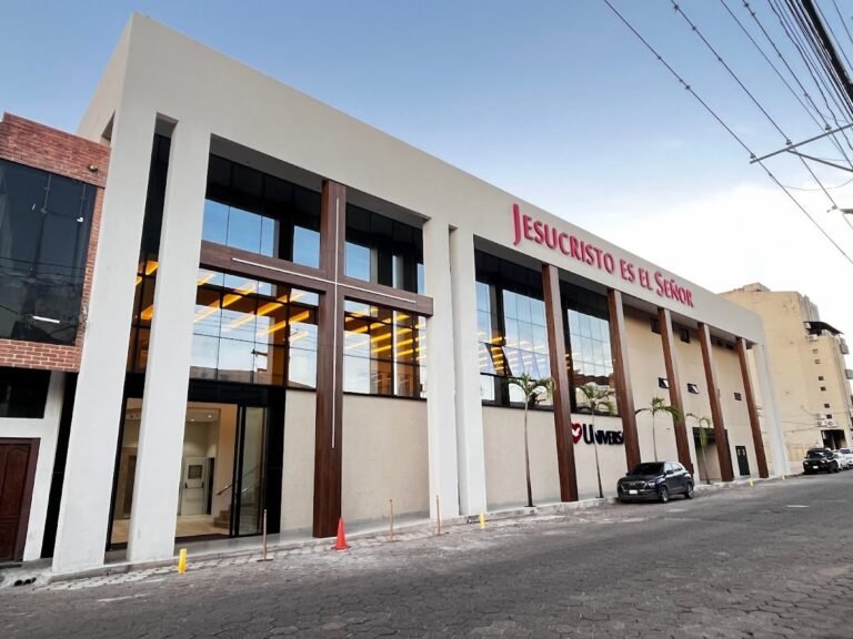 1676 catedral de mi familia iglesia universal 768x576