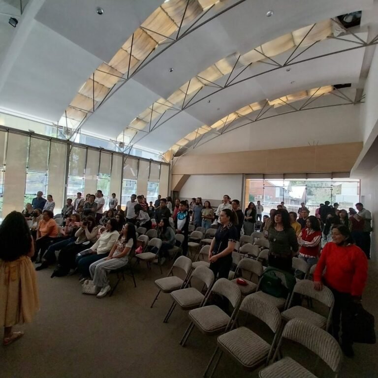 1748 la comunidad 768x768