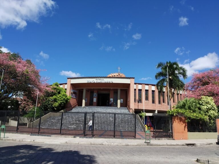 1775 parroquia maria auxiliadora 768x576