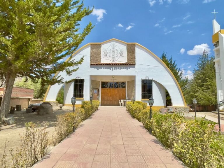 1783 iglesia de huajchilla 768x576