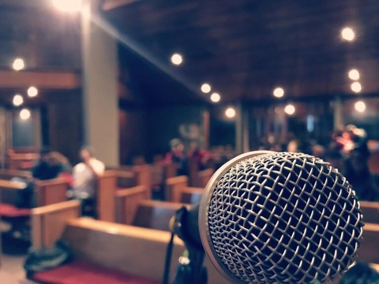 1792 la paz community church 768x576