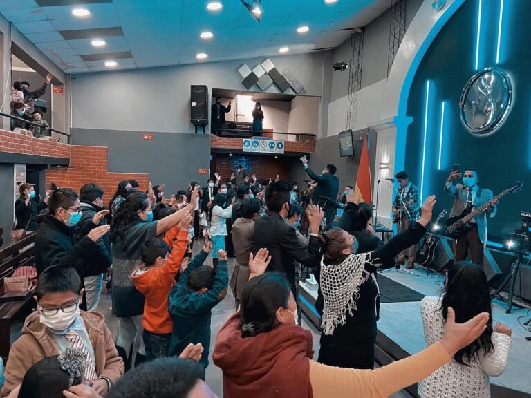 1799 iglesia los pentecostales de la paz 768x576