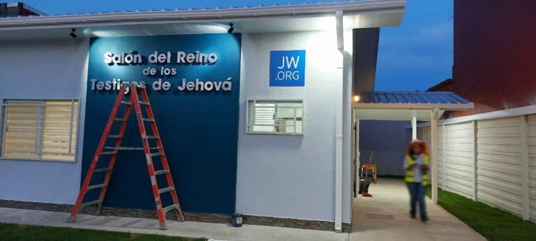 1824 kingdom hall of jehovahs witnesses 768x346