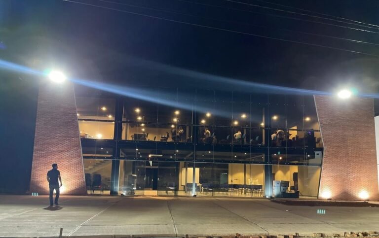 1953 h21 iglesia 768x483