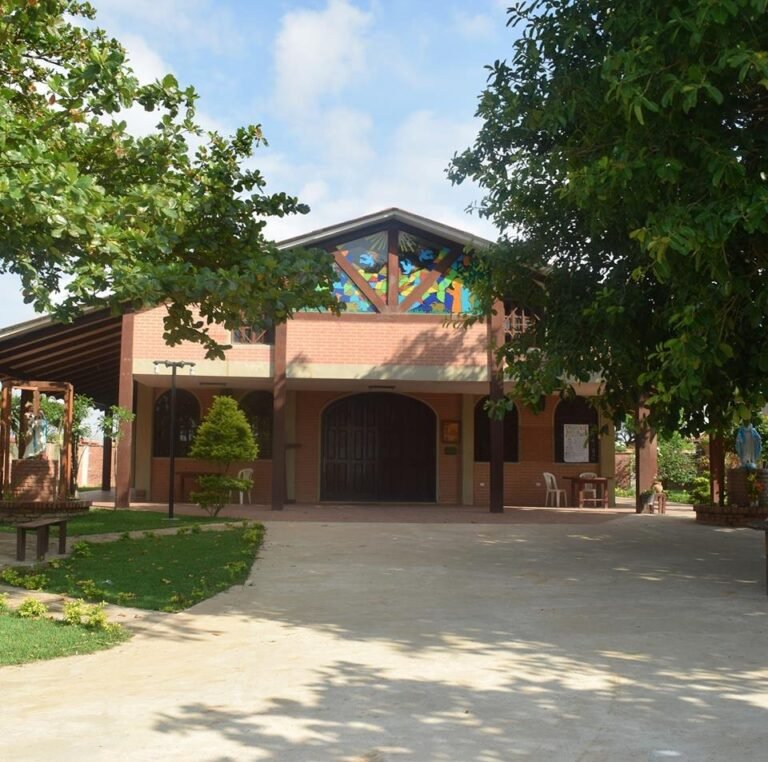 1989 parroquia san francisco de asis 768x762