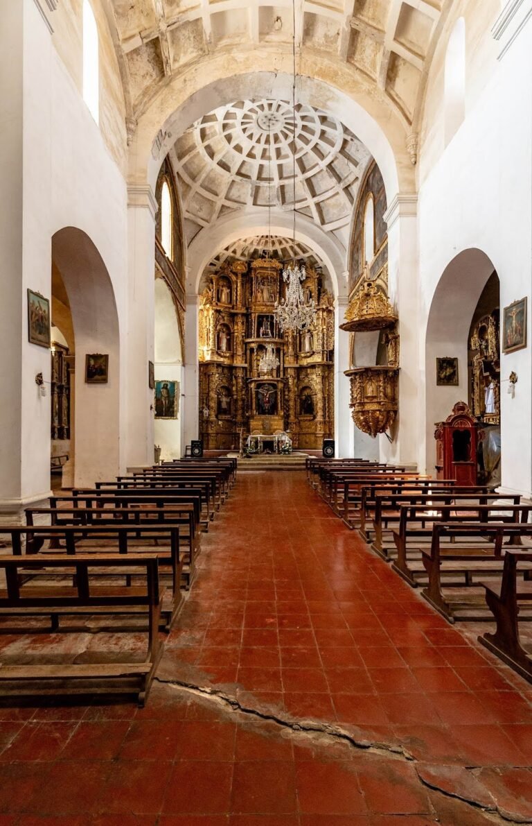 1990 iglesia de nuestra senora de la merced 768x1191