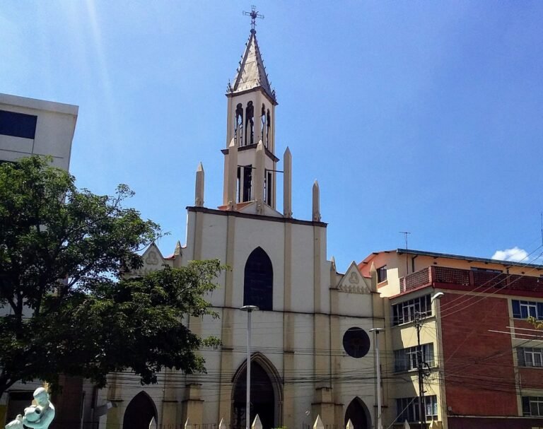 2124 iglesia corazon de maria 768x607