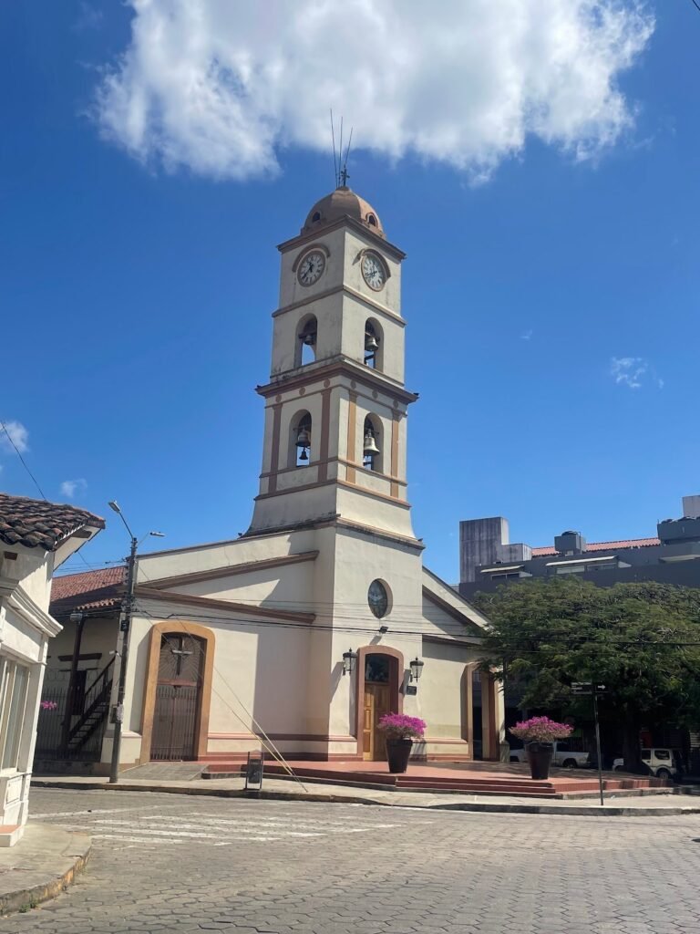 2138 iglesia de san roque de santa cruz 768x1024
