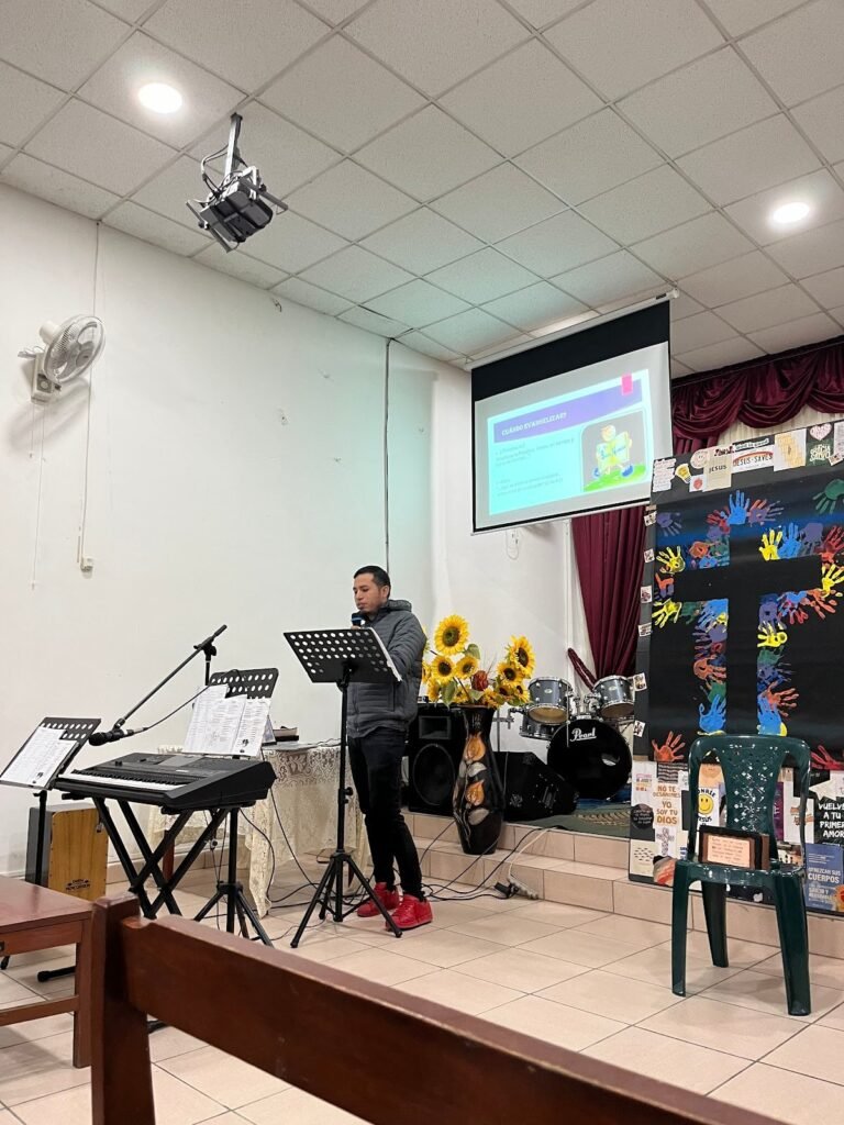 2159 iglesia evangelica menonita sinai 768x1024