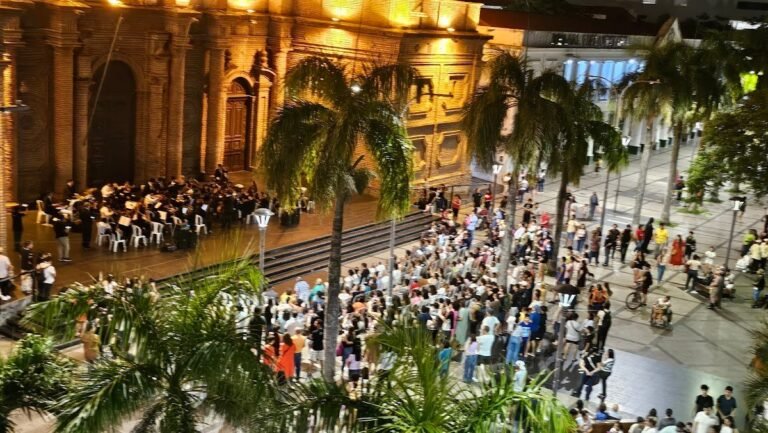 2160 atrio parroquial 768x433