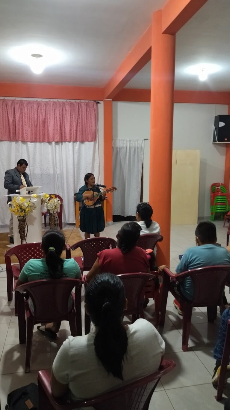 2299 asamblea de dios mision km14 floresca 768x1365