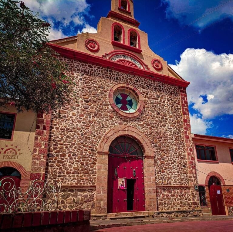 2303 parroquia santisima trinidad 8211 el tejar 768x767