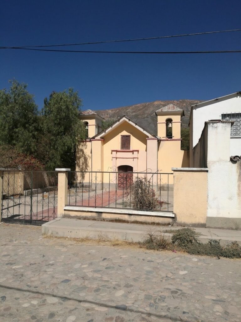 2354 iglesia huajchilla 768x1024