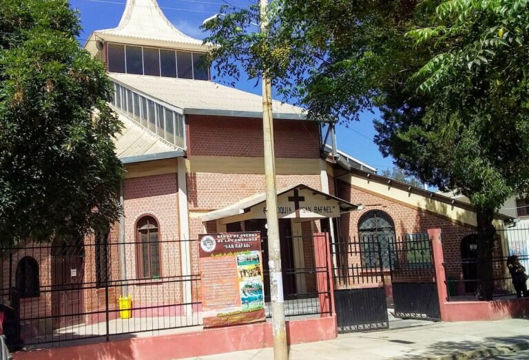 2388 parroquia san rafael 768x523