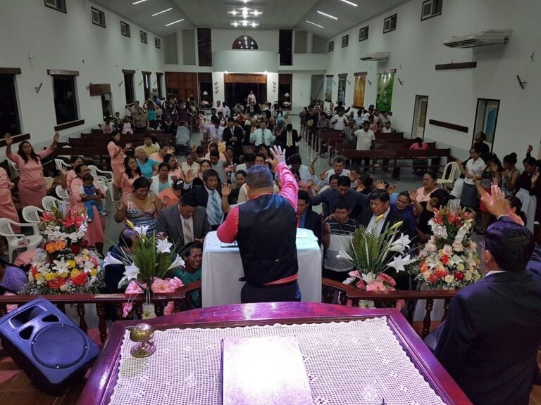 2467 asamblea de dios boliviana templo central ministerio la gracia internacional 768x576