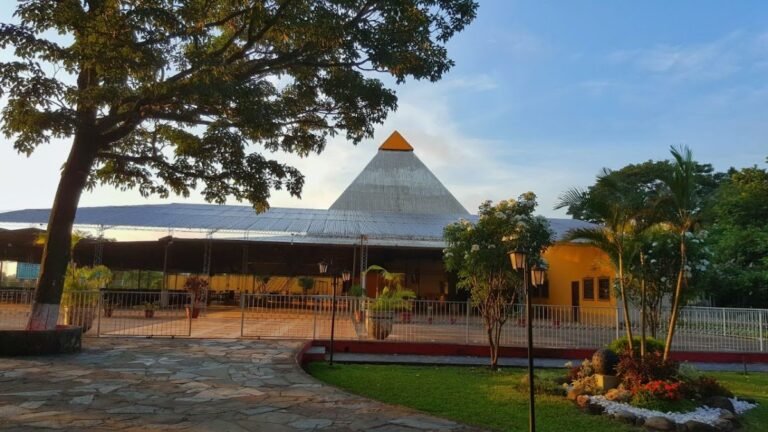 2503 iglesia luz de un nuevo dia la piramide 768x432