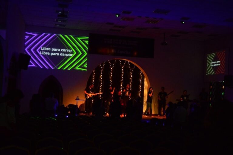 2506 templo evangelico cristiano 768x511